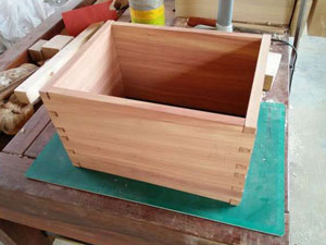 出口實(shí)木木箱 燕尾榫實(shí)木木箱